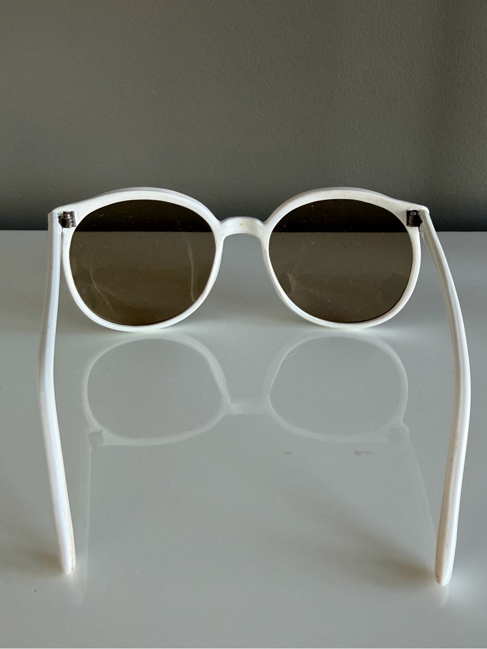 Vintage 70s White Round Frame Sunglasses with Brown Lenses - Picture 2 of 5